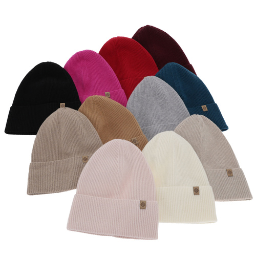 Női tavaszi-őszi sapka, krémszínű, merinó gyapjú kaszmirrrel, Alineta