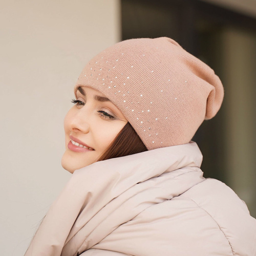 Női téli sapka rózsaszín merinó gyapjúból Minerwa