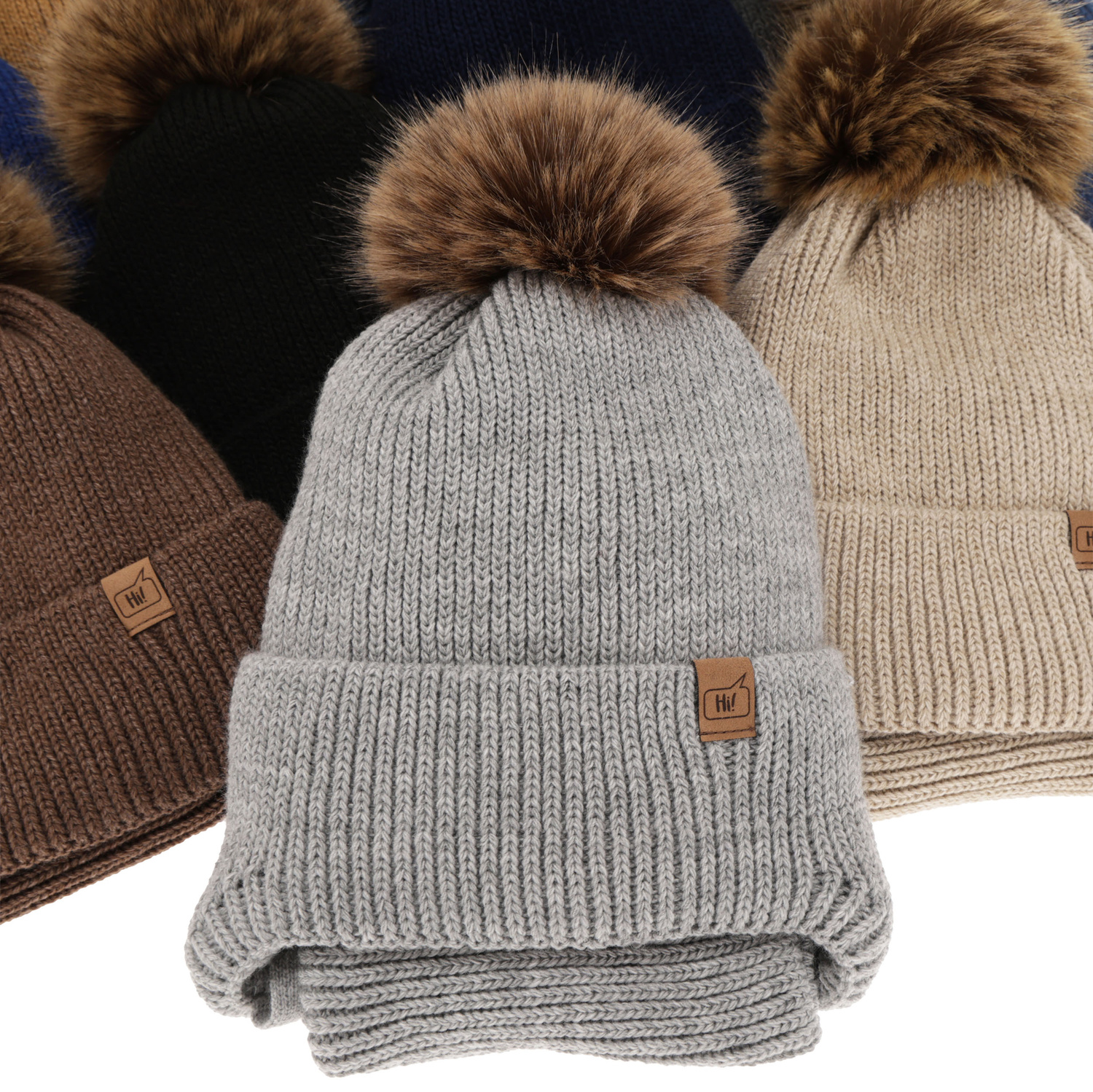 Fiú téli szett: pomponos sapka és fekete kémény Zico