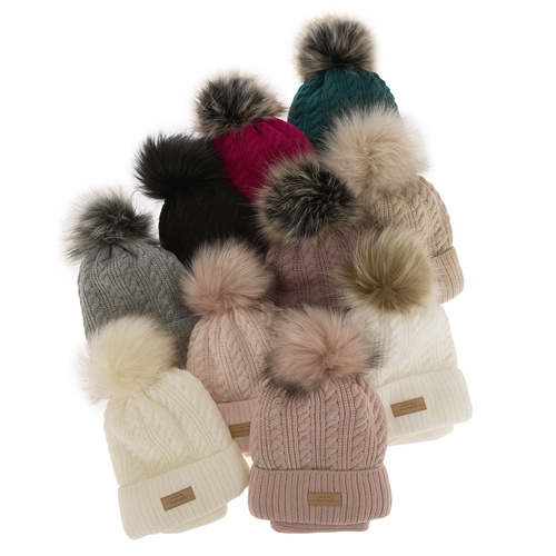 Téli/őszi készlet kislányoknak: sapka pomponnal és sál rózsaszín Alika