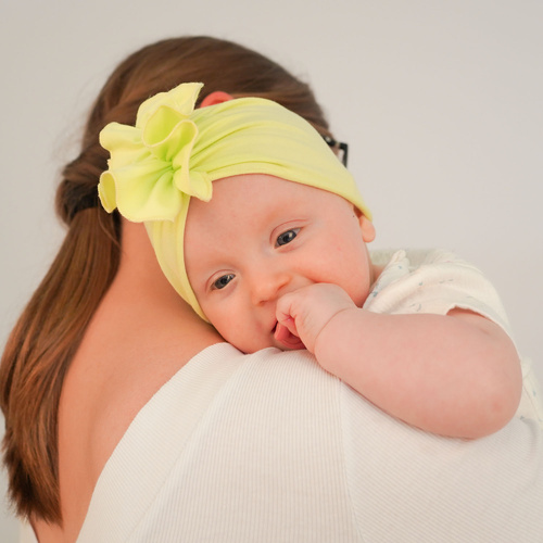 Lány pamut sapka őszi/tavaszi korall színű díszes ráncolással Werka