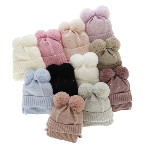 Lány téli szett: két pomponos sapka és sál bézs Fibien