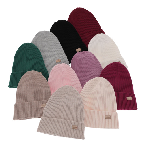 Őszi-téli női sapka fekete 100% extra finom merino Sophie