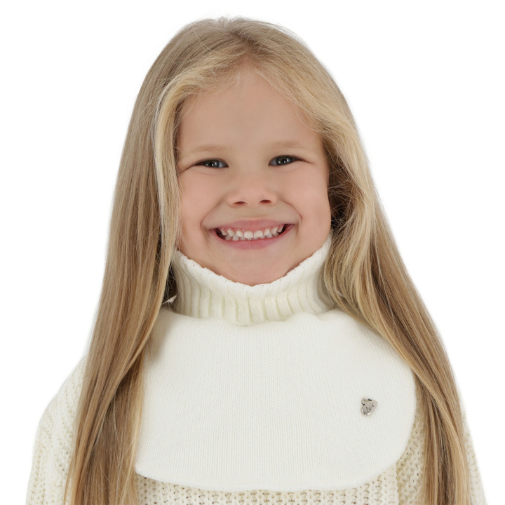 Téli lány garbó krémszínű Pixi