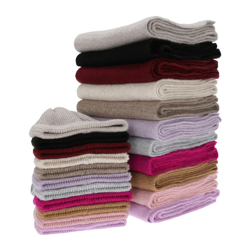 Női sapka és sál szett, téli, világosbézs, merinó gyapjúval, Seala