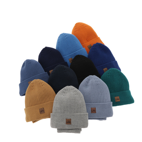 Fiú téli szett: sapka és sál sötétkék Basilio