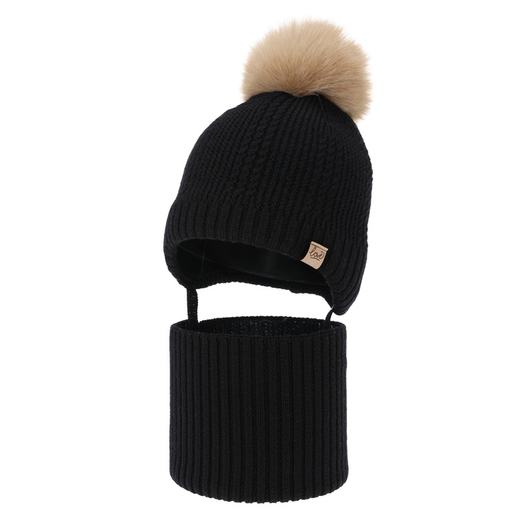 Kislány téli sapka és nyakmelegítő szett, fekete, 100% merinó gyapjú, gyapjú polárral bélelt, megkötős Danielle