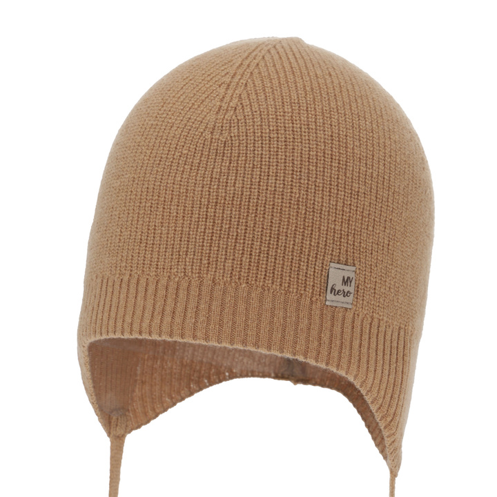 Kisfiú őszi-tavasz sapka, teve színű, merinó gyapjú kaschmirrel, megkötős, Tono