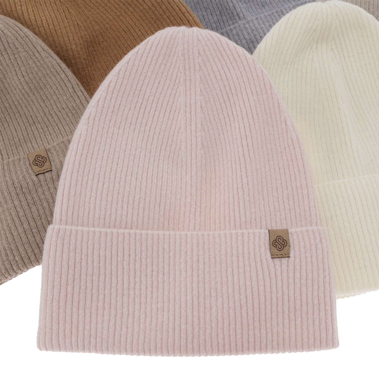 Női téli sapka, krém, merinó gyapjú kašmírral, Alineta