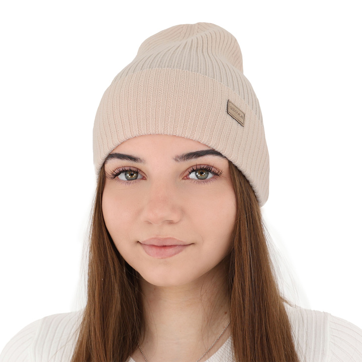 Tavaszi-téli női krémszínű sapka 100% extra finom merinói Sophie